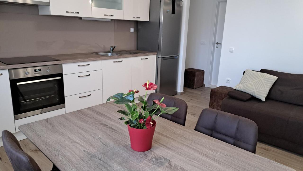 Holiday Apartman Kaštela 外观 照片