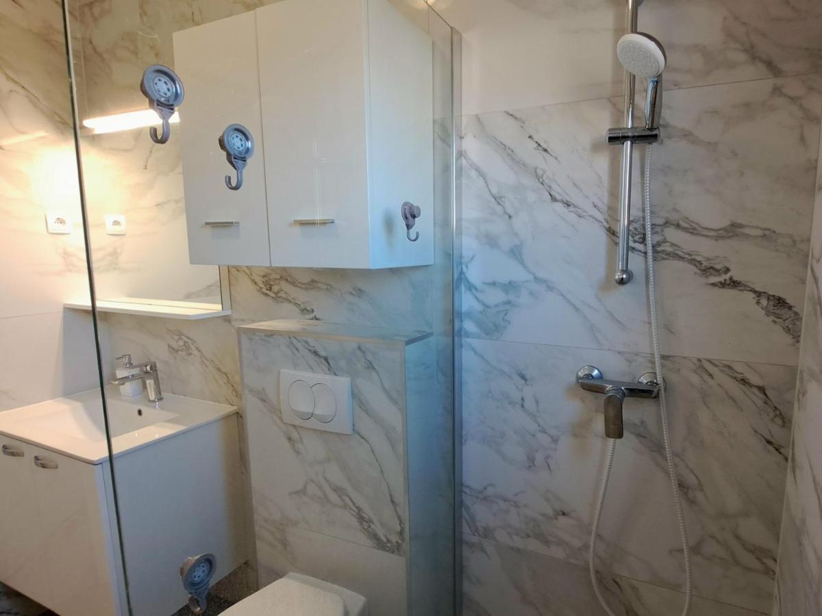 Holiday Apartman Kaštela 外观 照片